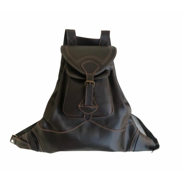 Mochila cuero engrasado mediana con bolsillo. REF 006852